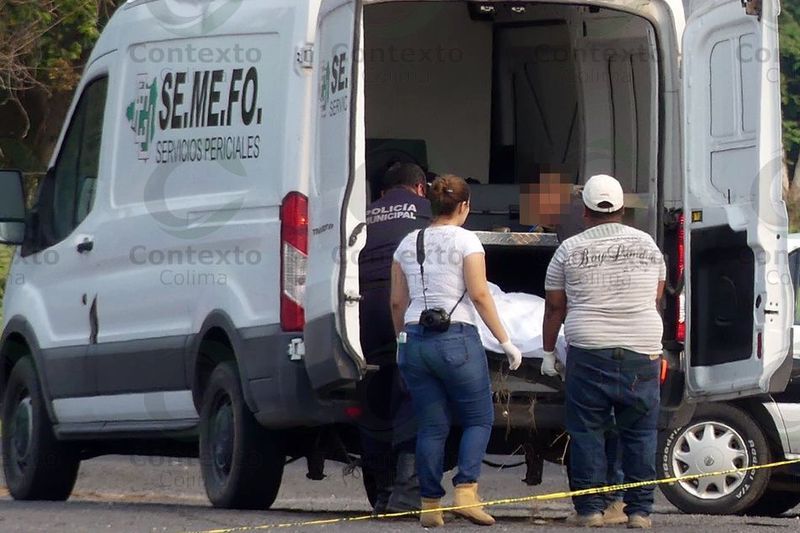 En este momento estás viendo Asesinan a hombre fuera de un bar de Colima