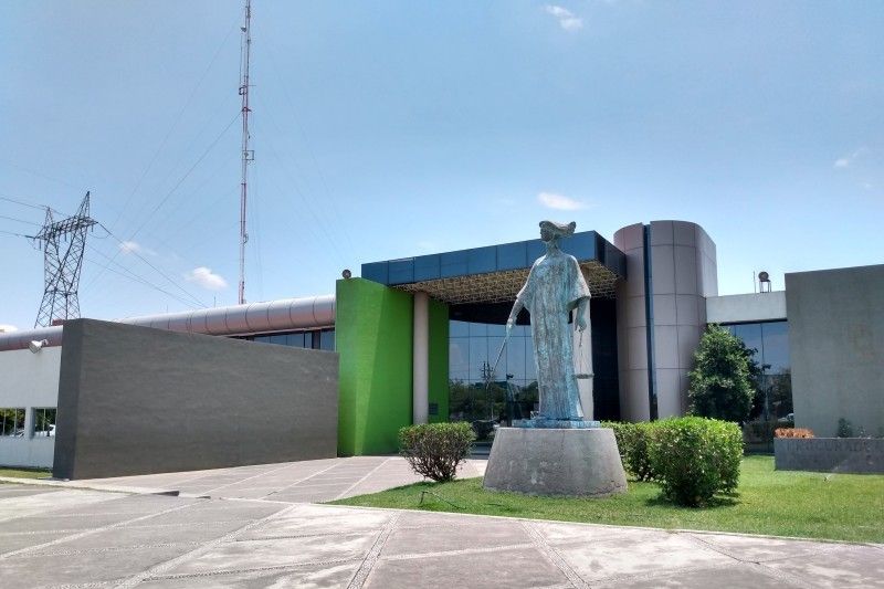 En este momento estás viendo Candidato acusado de delitos sexuales evade comparecencia