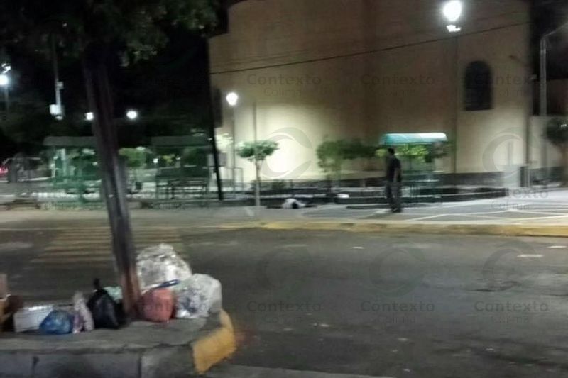 En este momento estás viendo Asesinan a un hombre en el jardín de San Francisco de Almoloyan, en Colima