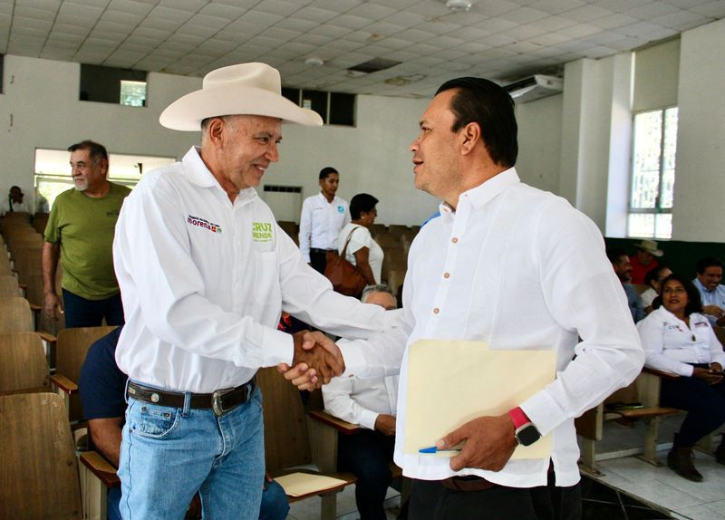 En este momento estás viendo Firma Luis Gama compromiso por la paz promovido por la Iglesia Católica