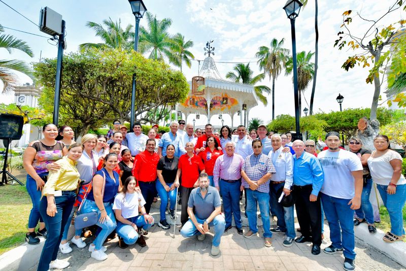 En este momento estás viendo Piden prestadores de servicios turísticos de Comala reinstalación del Programa de Pueblos Mágicos