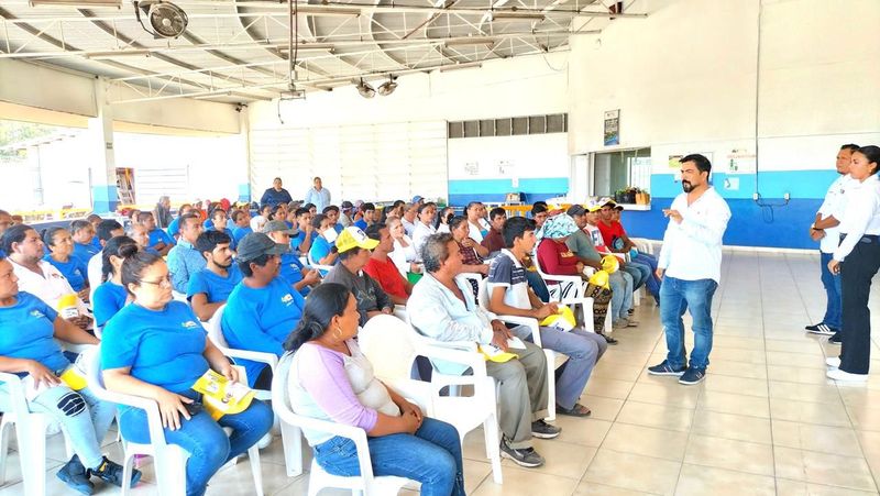 En este momento estás viendo Respaldan trabajadores de Liteco proyecto de Julio Anguiano