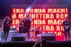 Lee más sobre el artículo Prende Ronda Machetera a jóvenes en Fiestas Culturales de Mayo Manzanillo 2024