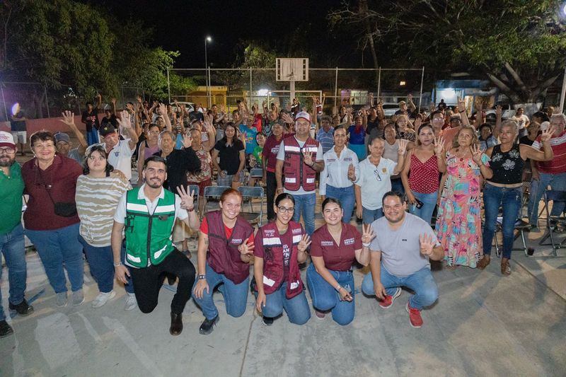 En este momento estás viendo Anuncia Armando Reyna que el parque de la Sor Juana tendrá cancha techada