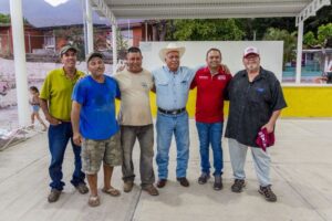 Lee más sobre el artículo Se compromete Armando Reyna a rehabilitar pozos de agua para mejorar suministro