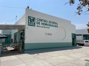 Lee más sobre el artículo Abre Salud Colima servicio nocturno en Centro Estatal de Hemodiálisis