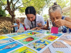 Lee más sobre el artículo Conviven estudiantes de contabilidad con adultos mayores de Manzanillo