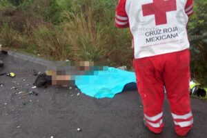 Lee más sobre el artículo Tecomán: fallece motociclista en accidente en la carretera a Cerro de Ortega