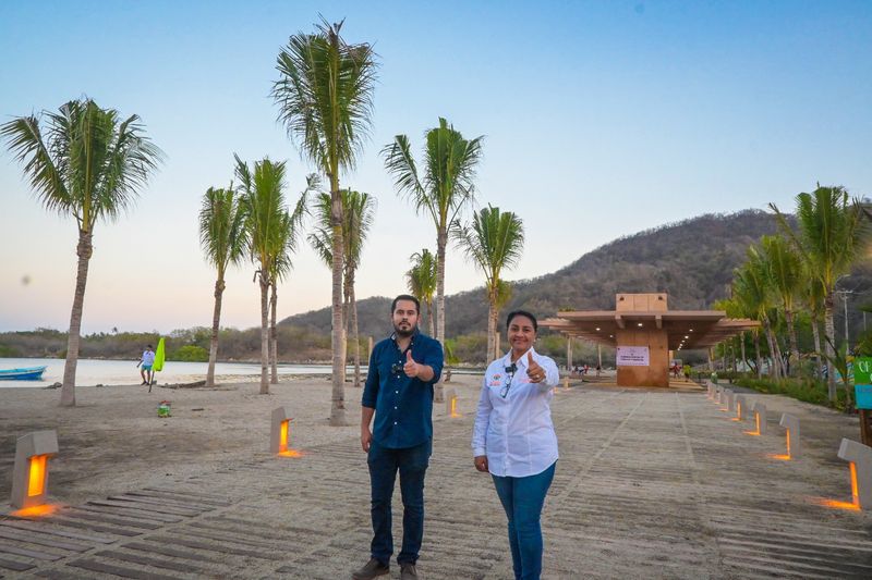 En este momento estás viendo Anuncia alcaldesa de Manzanillo construcción de baños y palapas en Tapo de Ventanas