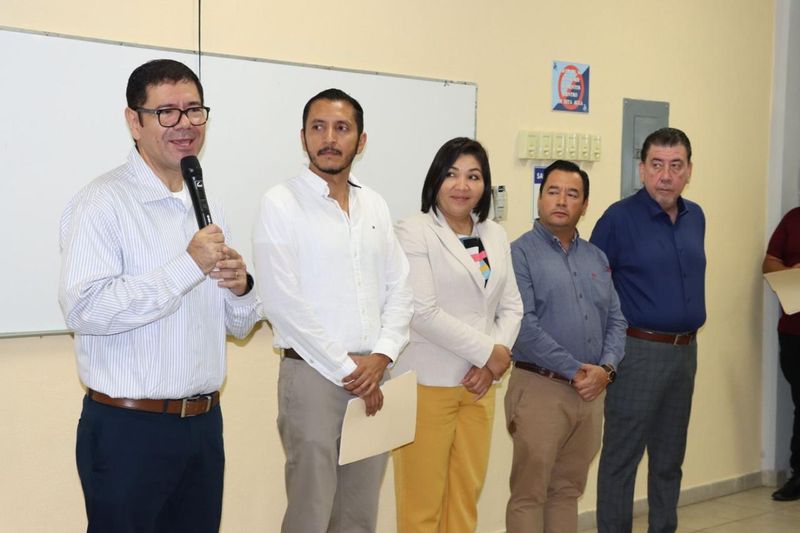 En este momento estás viendo Fortalece Educación la formación continua de docentes de media superior