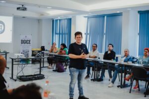 Lee más sobre el artículo Impulsan el emprendimiento y la innovación en docentes de Manzanillo