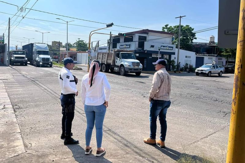 En este momento estás viendo Supervisa Diana Zepeda labores de bacheo