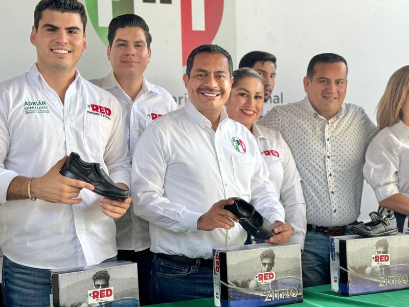 En este momento estás viendo Arranca PRI programa de zapatos escolares a bajo costo en Tecomán
