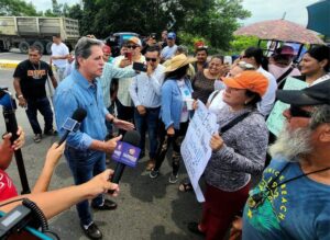 Lee más sobre el artículo Cambios en vialidades busca aliviar la congestión vehicular: alcalde de Tecomán