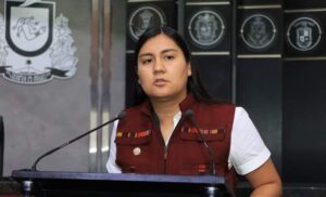 Lee más sobre el artículo Diputada Yommira Carrillo presenta iniciativa para reconocer trayectoria del surfista colimense Alan Cleland