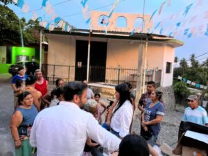 Lee más sobre el artículo Entrega alcaldesa pescado fresco a familias de Armería