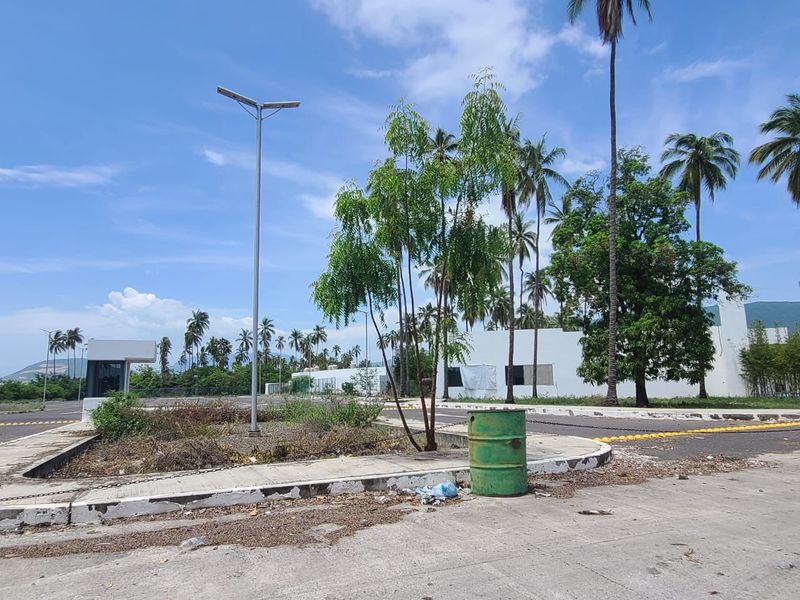 En este momento estás viendo Lamentable que Parque Metropolitano de Tecomán se siga deteriorando: Laura Montes