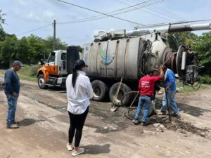 Lee más sobre el artículo Atiende Diana Zepeda problemas de drenaje y desazolve