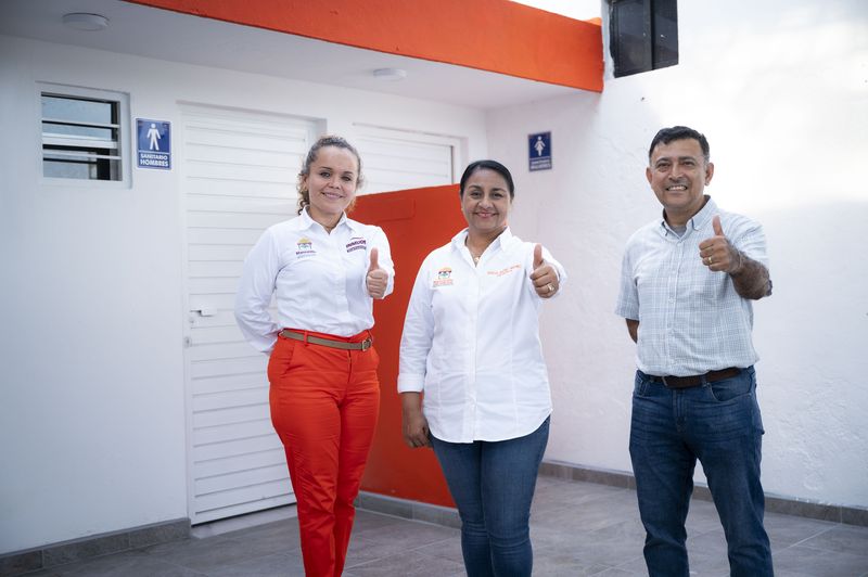 En este momento estás viendo Griselda Martínez entrega renovados baños en la Unidad Deportiva Jaime ‘Tubo’ Gómez