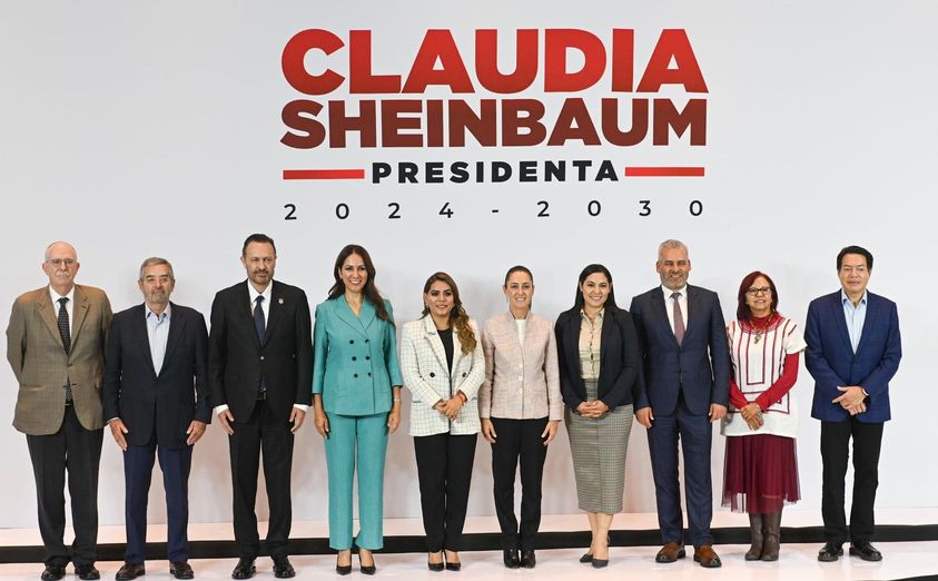 En este momento estás viendo Indira Vizcaíno propuso a Claudia Sheinbaum proyectos de captación de agua, salud, carreteras, puerto y transporte público