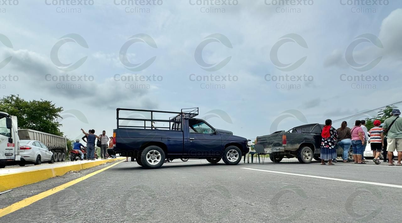 En este momento estás viendo Vecinos de Tecomán boquean ingreso a Tecomán; se inconforman por cambio de vialidades