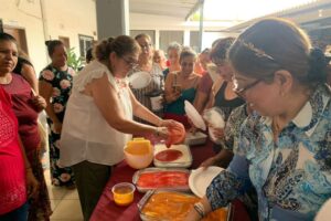 Lee más sobre el artículo Inaugura Diana Zepeda curso de gelatina artística