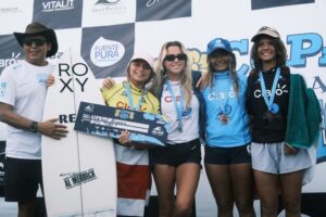 Lee más sobre el artículo Destaca colimense Ana Lyllia González en Copa Continental de Surf