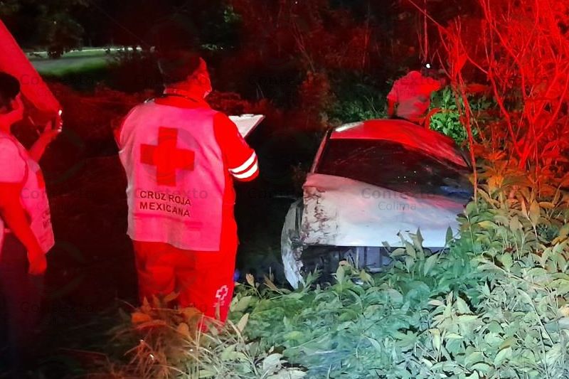 En este momento estás viendo Tecomán: una persona muerta en accidente rumbo a Cerro de Ortega