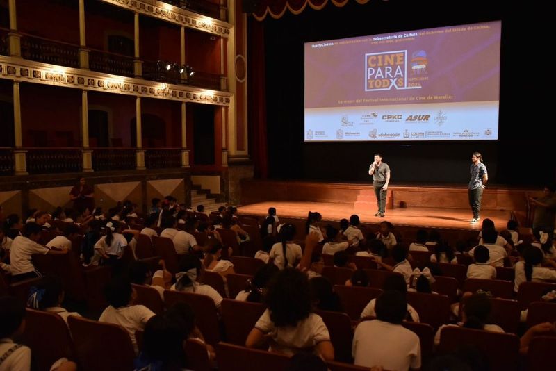 En este momento estás viendo Brindan matiné en el Teatro Hidalgo para niñas, niños y adolescentes