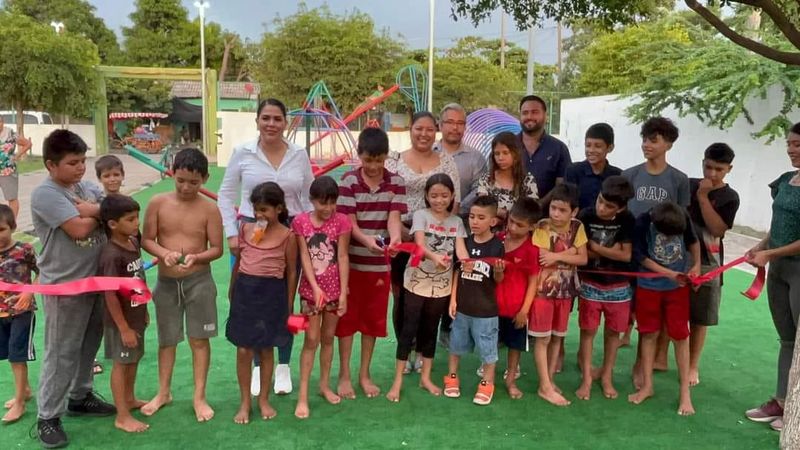 En este momento estás viendo Habitantes de la colonia Emiliano Zapata de Armería ya cuentan con parque infantil