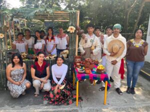 Lee más sobre el artículo Voces Ancestrales cobran vida en el Bachillerato 32 de Suchitlán