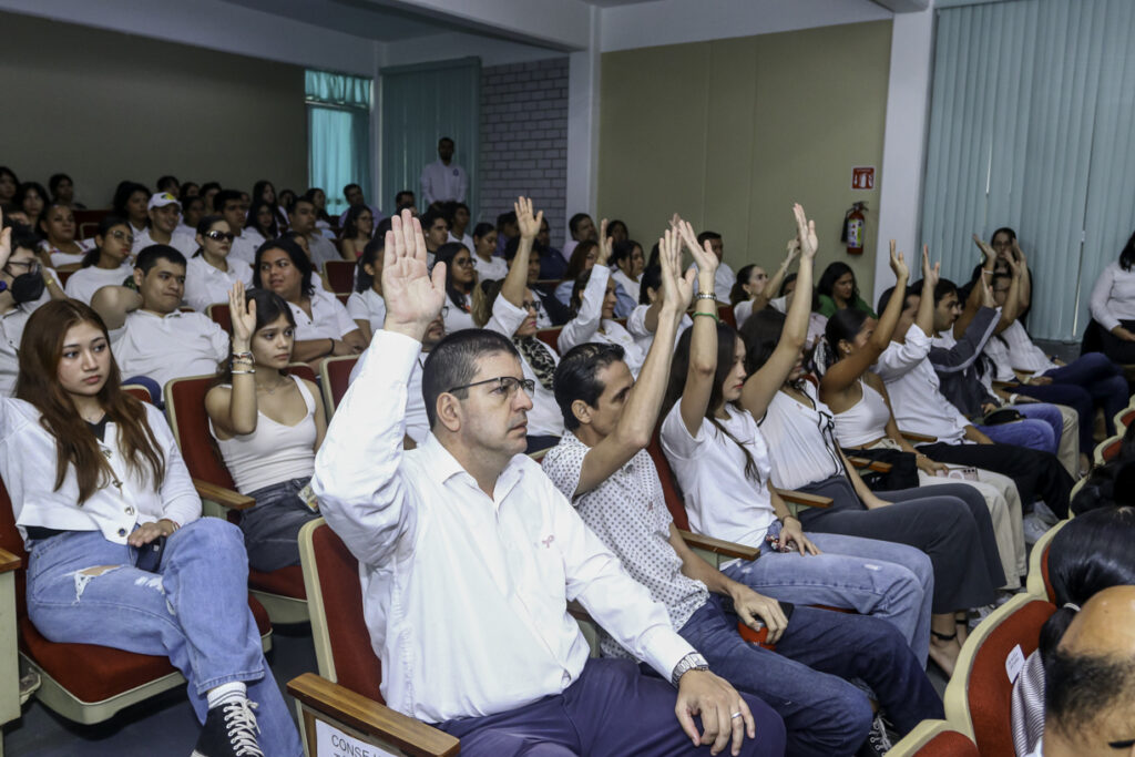 Destaca Facultad de Turismo en Internacionalización y Vinculación