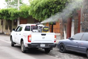 Lee más sobre el artículo Fumiga Salud Colima en 29 colonias de 4 municipios, este viernes