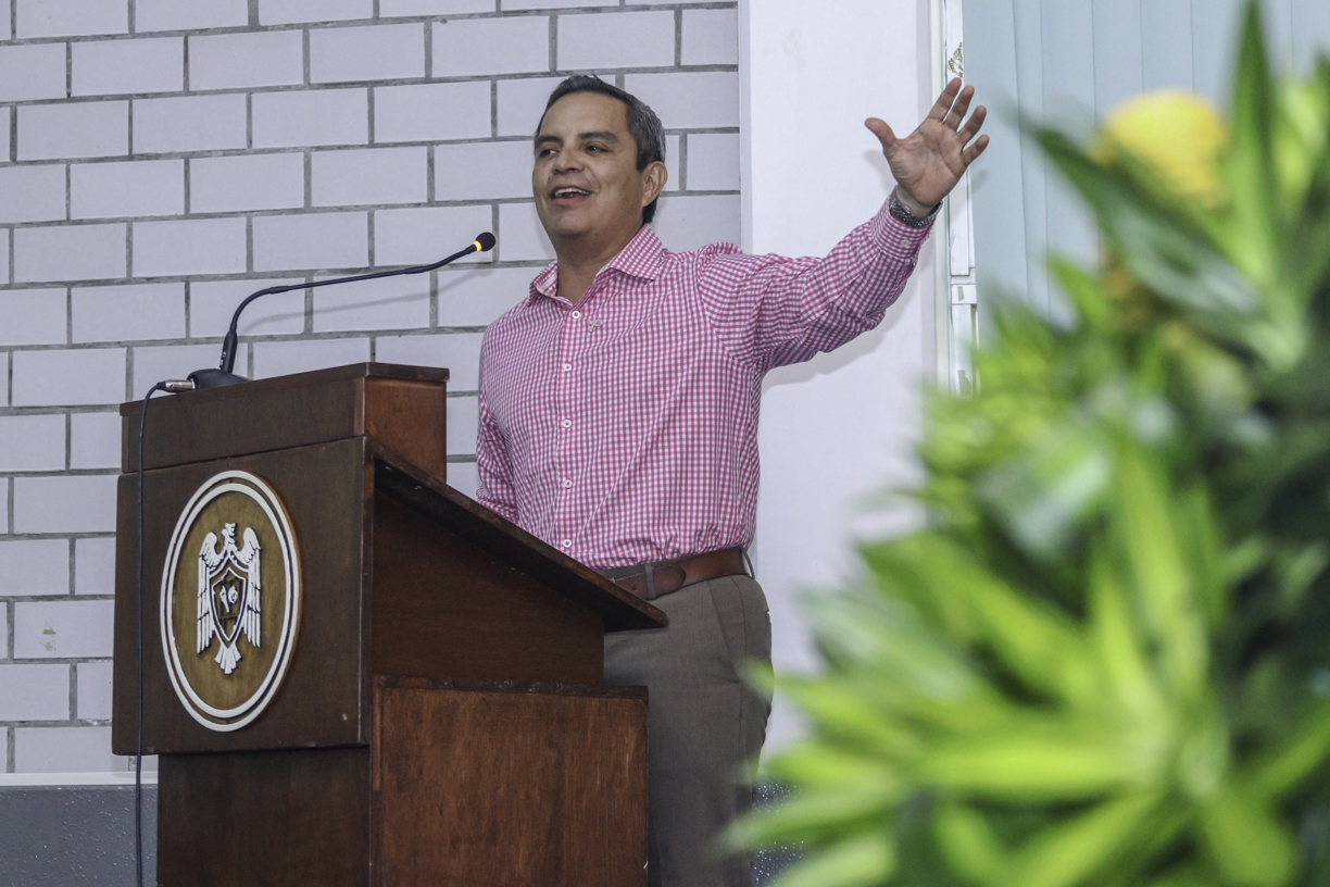 En este momento estás viendo Economía, referente en investigación, internacionalización y vinculación: Rector