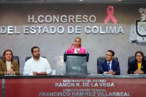 Lee más sobre el artículo Congreso de Colima hace historia al realizar sesión liderada por diputada sorda