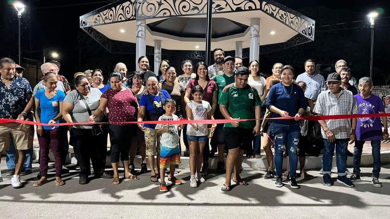 En este momento estás viendo Inauguran remodelación de glorieta en la colonia Independencia