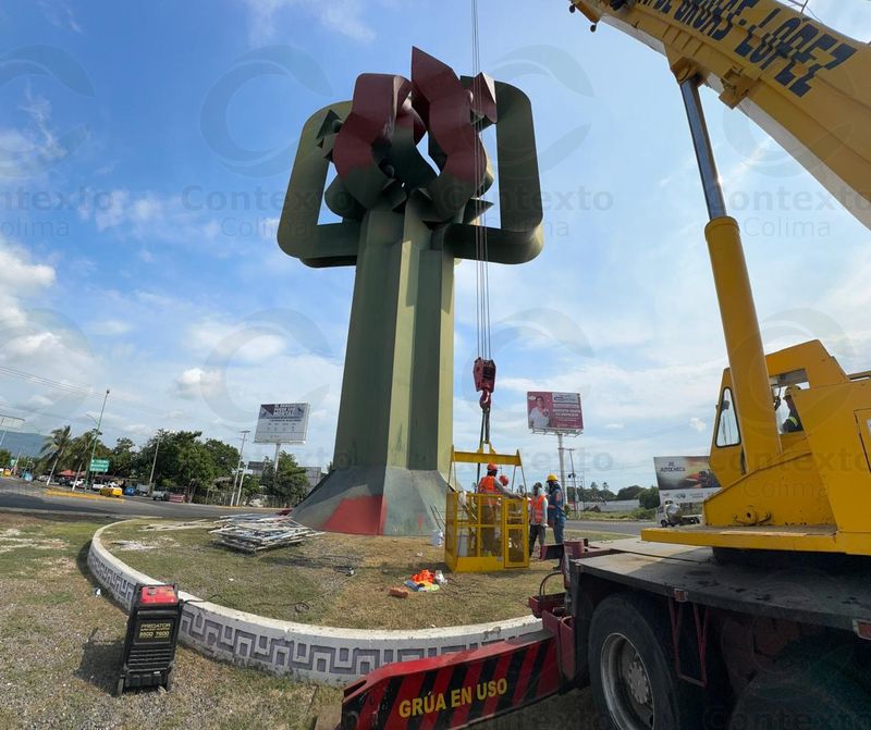 En este momento estás viendo Restauran la escultura del árbol limonero, ‘volverá a su verde original’