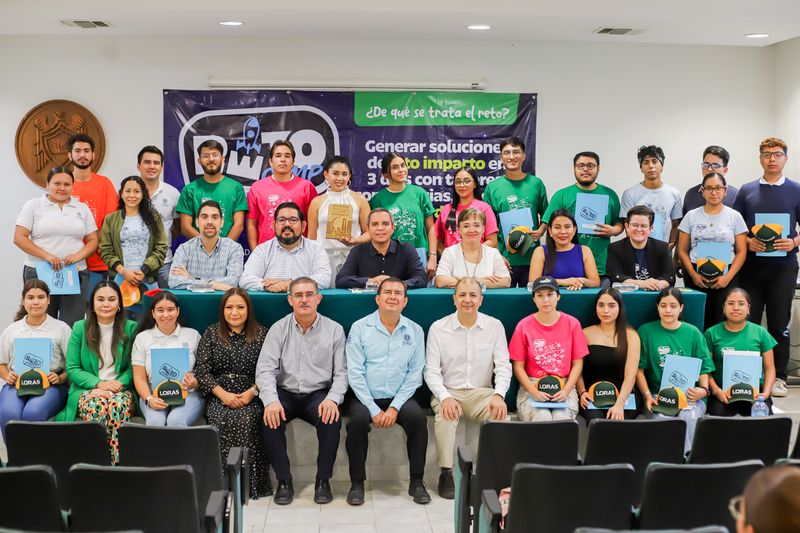 En este momento estás viendo En Manzanillo, entregan premios a ganadores del Reto Camp 2024