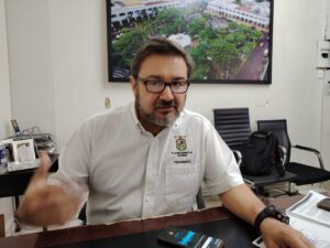 Lee más sobre el artículo Tesorero asegura que están bajo control adeudos del Ayuntamiento de Tecomán