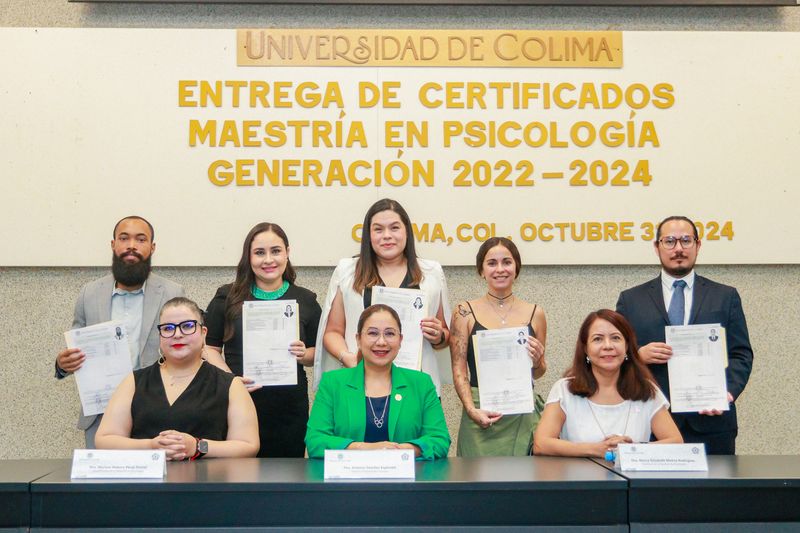 En este momento estás viendo Entregan certificados de Maestría en Psicología