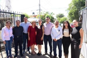 Lee más sobre el artículo Entrega Riult Rivera rehabilitación de acceso al Panteón municipal de Colima