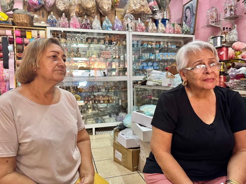 En este momento estás viendo Denuncian que una familia se ha apropiado de los baños del Mercado Cuauhtémoc