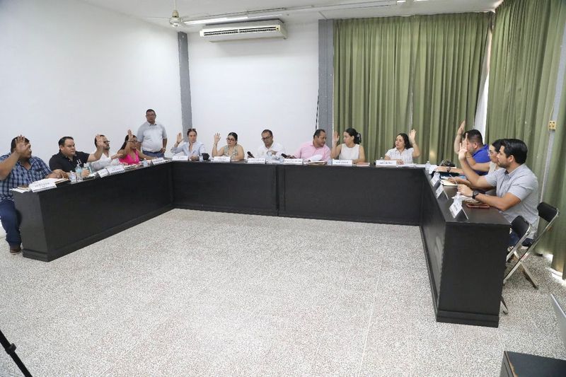 En este momento estás viendo Aprueba Cabildo tecomense apoyos económicos a estudiantes