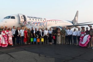 Lee más sobre el artículo Arribó vuelo inaugural Atlanta-Manzanillo