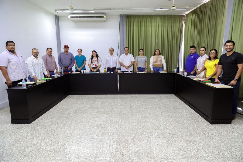 En este momento estás viendo Cabildo de Tecomán aprueba convocatoria para elegir autoridades auxiliares