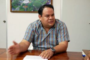 Lee más sobre el artículo David Grajales forma parte de 4 comisiones en el Cabildo de Tecomán