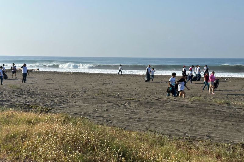 En este momento estás viendo Tecomán y Geocycle Week, limpian el malecón El Real – Pascuales