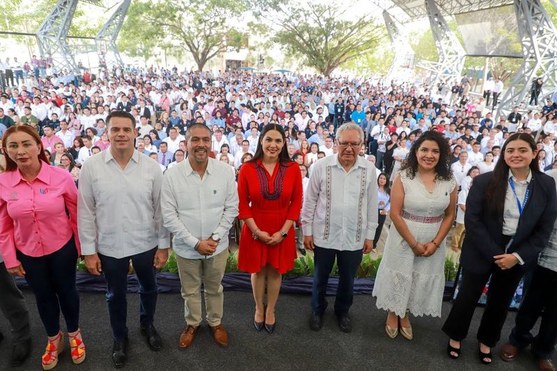 En este momento estás viendo Inaugura gobernadora de Colima la Cumbre Nacional InnovaTecNM 2024