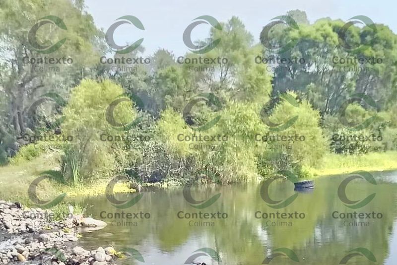 En este momento estás viendo Localizan un cuerpo femenino flotando en el río de la Bayardo, Tecomán