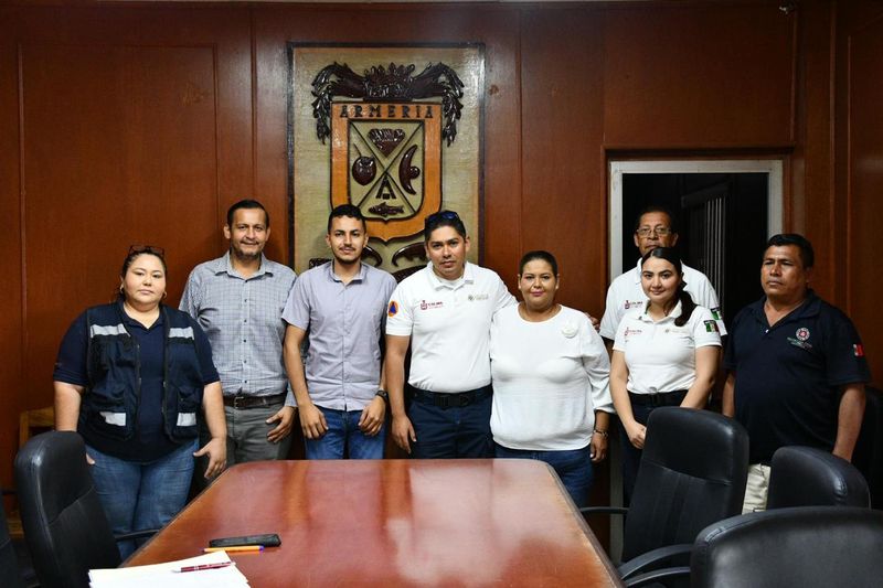 En este momento estás viendo Trabajarán coordinadamente en tema de salud ante emergencias en Armería